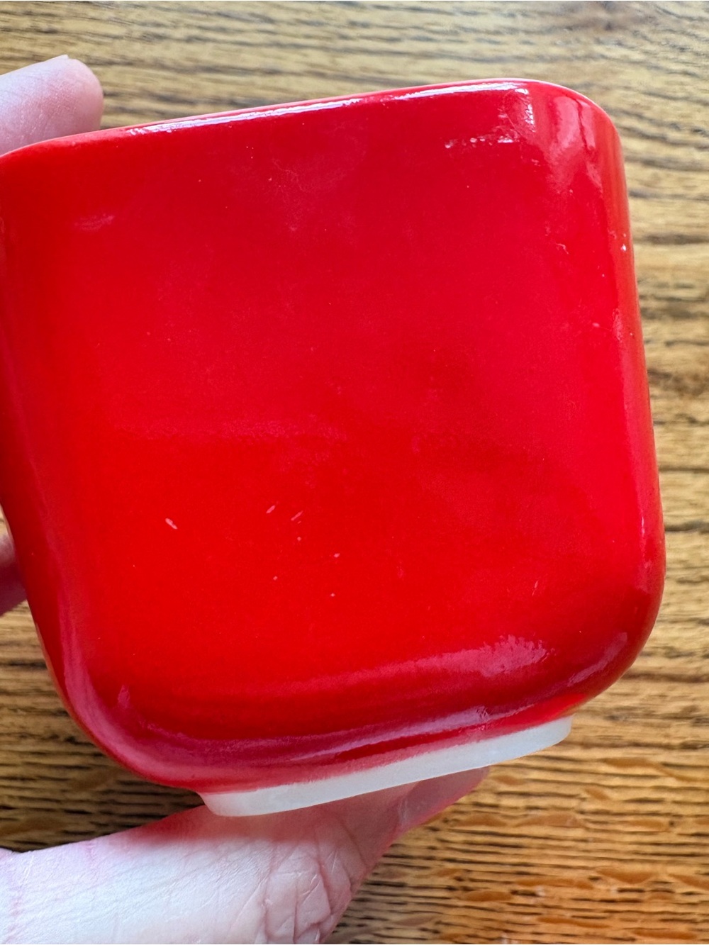 Vintage Pyrex Red Glass Refrigerator Dishes- “Fridgie” - Set of 2- 501C- one lid - Picture 8 of 15